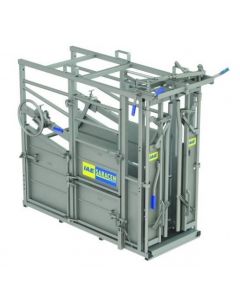 IAE Saracen Rotating Rump Bar Cattle Crush 